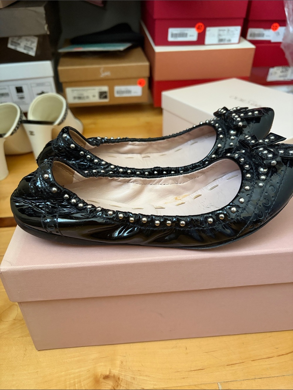 Miu Miu Black Patent Studded Bow Pointed Ballet Flats SIZE 37 - Picture 4 of 7